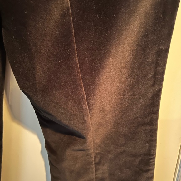 Boden,Black Velvet crop Pant,sz 10,worn once,per. cond.side zipper,side pockets - Picture 2 of 10